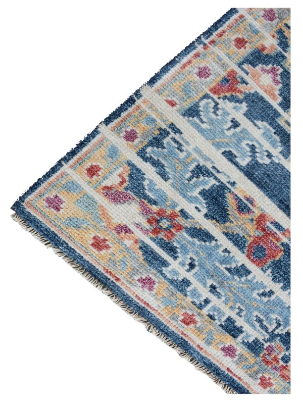 Artisan Aimee  Ivory  Traditional Knotted Rug Discount